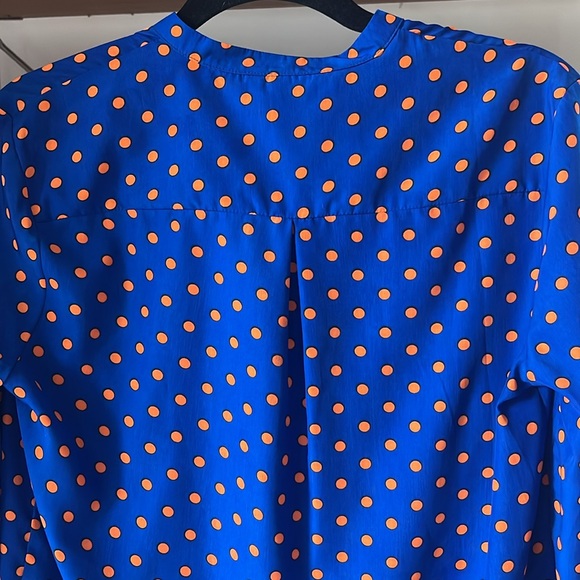 Kut from the kloth 2 front pocket button up blouse royal blue orange polkadot XS - Picture 5 of 5